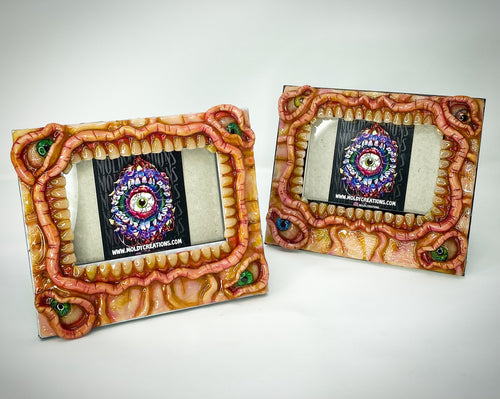Moldy Picture Frame 8”x7”