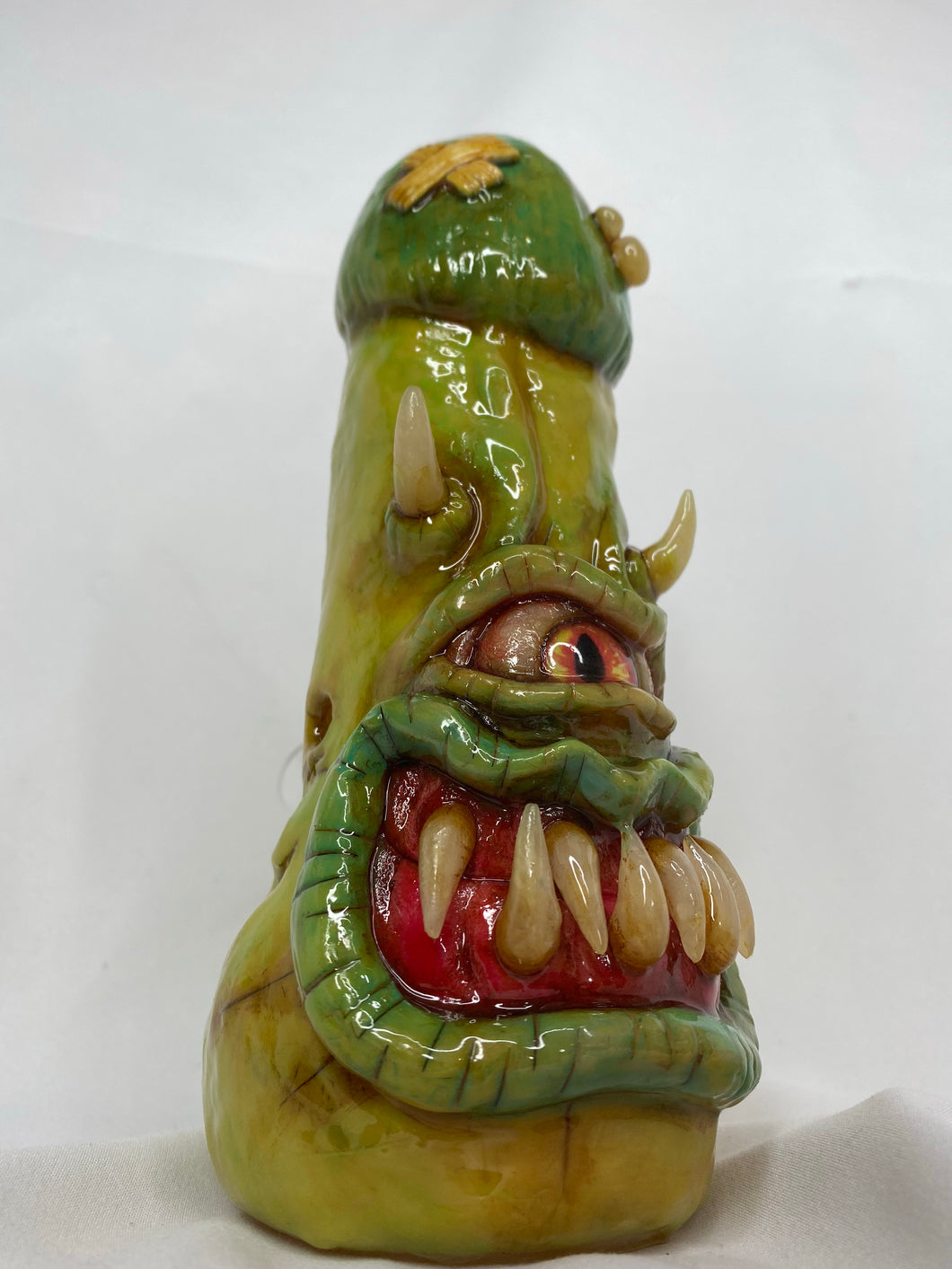 Monster Dong Bong