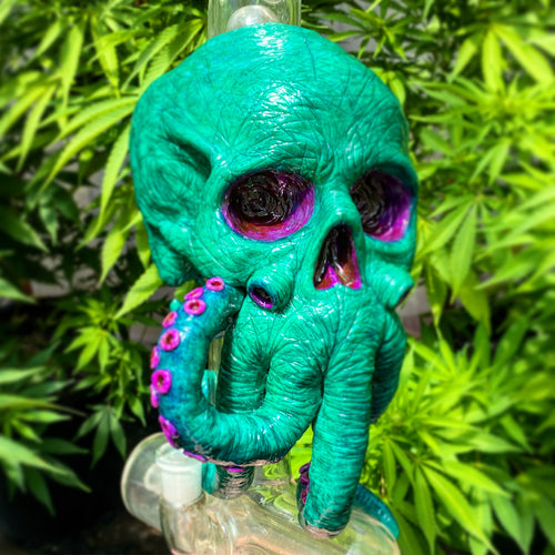 Skullthulu: Water Pipe